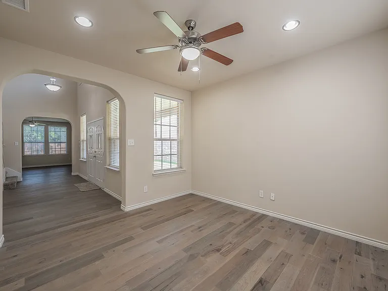 6524 Hickory Hill Dr — Photo 4