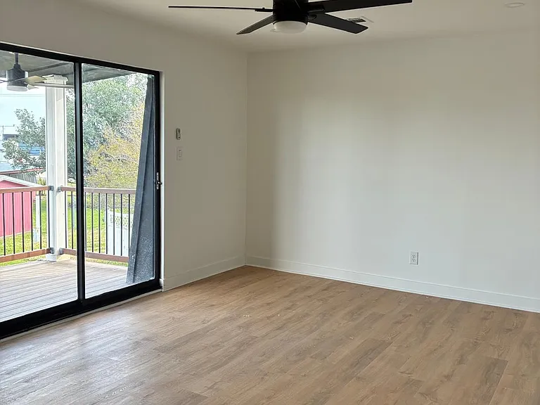 2189 Nixon Dr — Photo 13