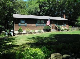 57 Thompson St, Shelton, CT 06484