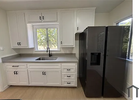 1 bed, 550 sqft, $1,995 — Photo 3