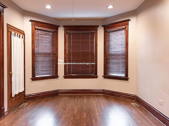 5th image of 3508 N Damen Ave #1
