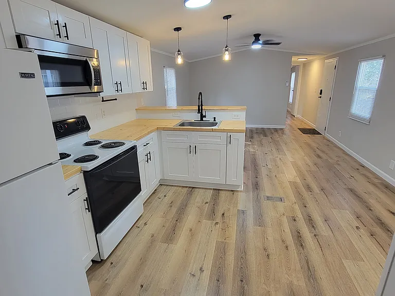 130 Hidden Acres Ln — Photo 5