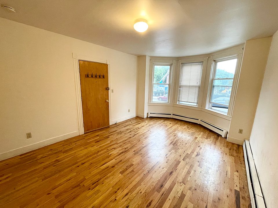 1st image of 1574 Tremont St #1
