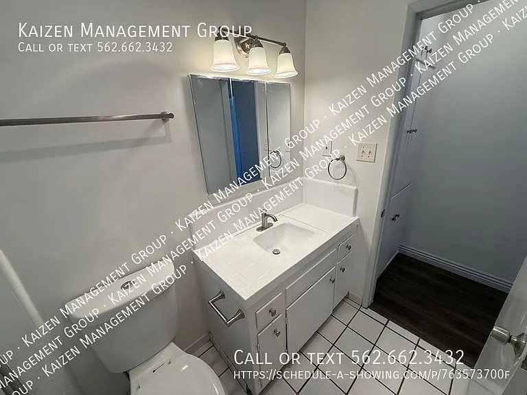4029 W 142nd St #F — Photo 14