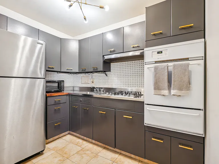 2401 H St NW #903 — Photo 1