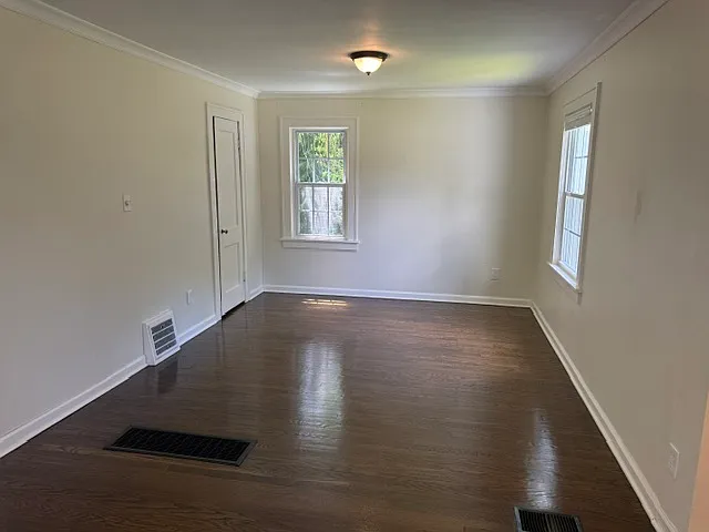 514 N Court St — Photo 20