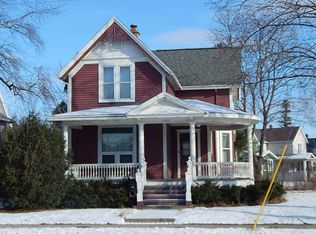 1402 Elmwood Ave, Oshkosh, WI 54901