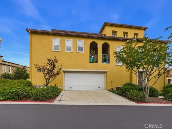 27034 Fairway Ln, Valencia, CA 91381