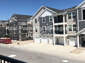 1761 W Terra Vista Ln, Saratoga Springs, UT