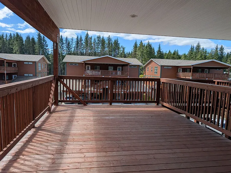 4401 Riverside Dr #G6 — Photo 3