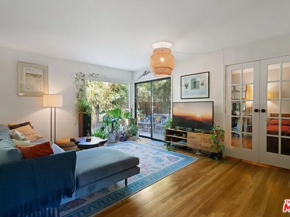 11121 Queensland St Unit D31, Los Angeles, CA 90034