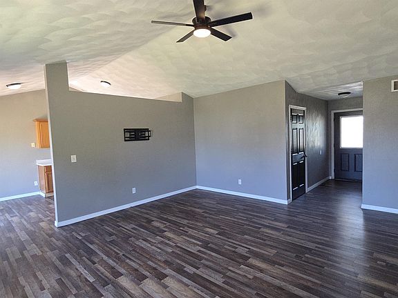 4th image of 14127 Winnward Way