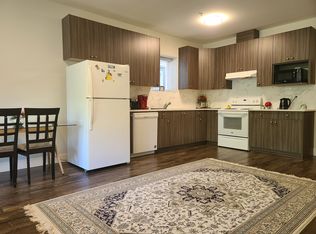 11271 238th St, Maple Ridge, BC V2W 1V4