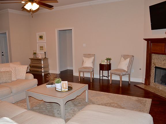 4th image of 2537 Orleans Quarters Dr