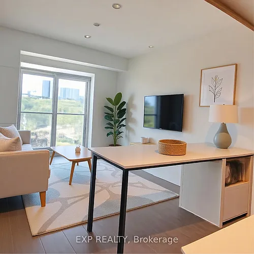 2495 Eglinton Ave W Photo 1