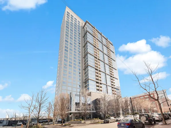 1901 S Calumet Ave #1404, Chicago, IL 60616