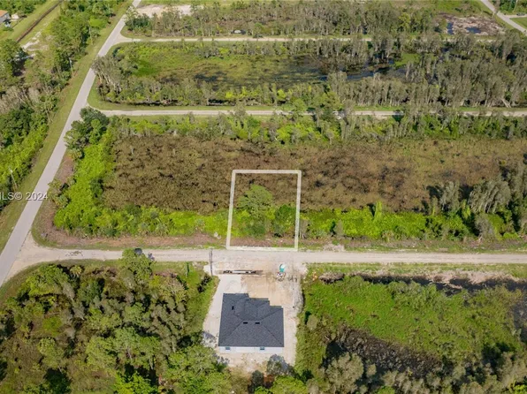 853 Belden Ave, Lehigh Acres, FL 33974