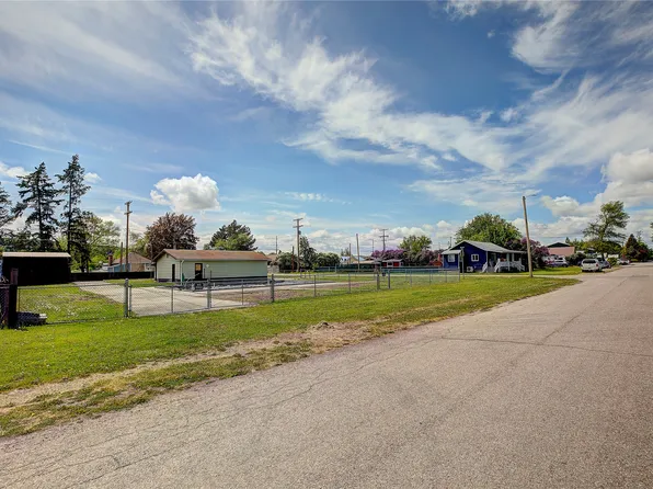602 6th Ave E, Polson, MT 59860
