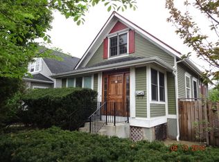 1816 Emerson St, Evanston, IL 60201