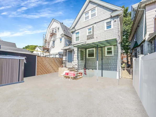 94-14 51st Avenue image 2 of 22