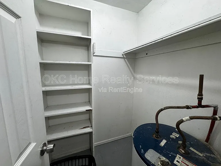 2502 NW 35th St #3S — Photo 8