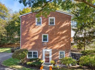 41 Charter Cir, Ossining, NY 10562