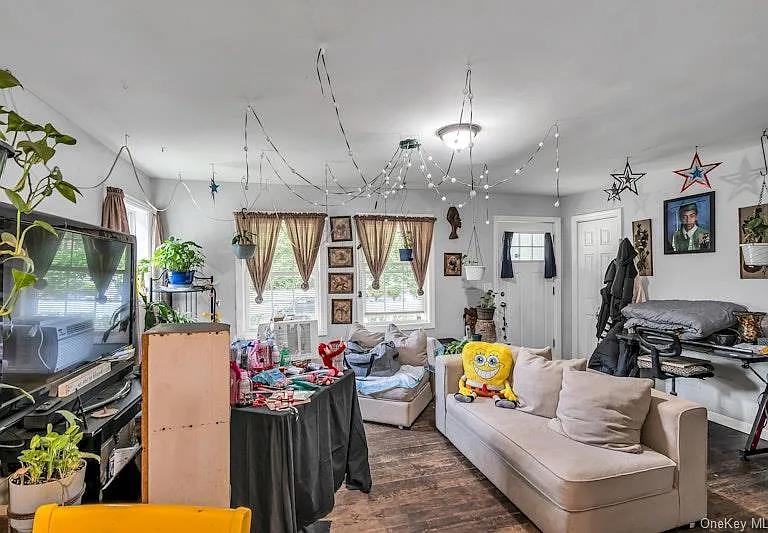 13 Carr Ln — Photo 8