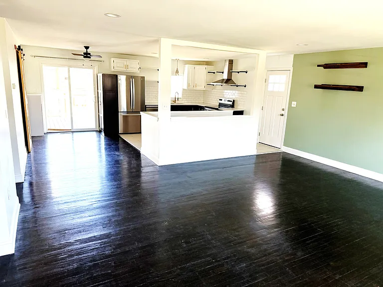240 Federalsburg S — Photo 10