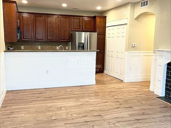 5th image of 16392 E Fremont Ave APT 11