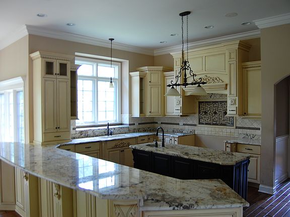 3rd image of 36W440 Oak Point Dr