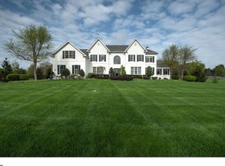 102 Warner Way, Newtown, PA 18940