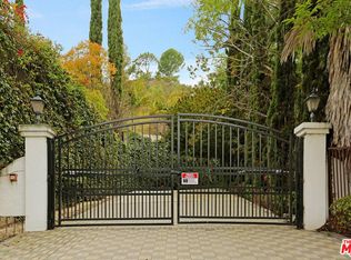 3042 Munro Cir, Los Angeles, CA 90068