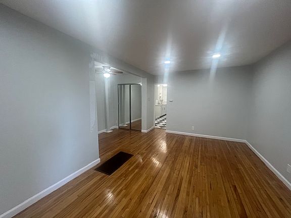 3rd image of 4676 N Banner Dr #2