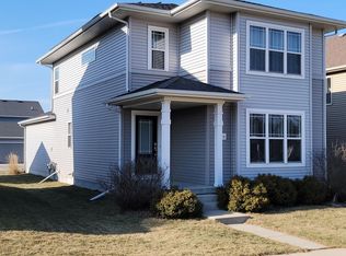 208 Sugar Maple Ln, Verona, WI 53593