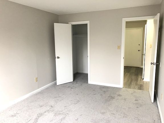 4th image of 42 Oakland Ave APT 4