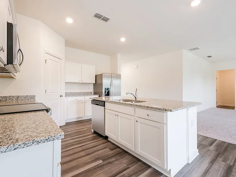 367 Greenwalk Pl — Photo 9