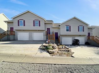 5633 N Northwood Ter, Kansas City, MO 64151