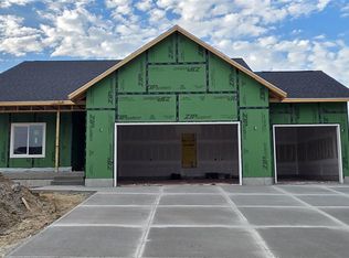 114 Cherry Ln, Riverside, IA 52327