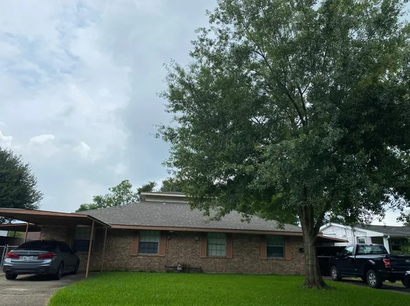 115 Sigma St #B, Belle Chasse, LA 70037