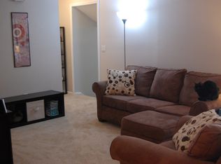 3 Hillside Ct #813, Clinton, NJ 08809