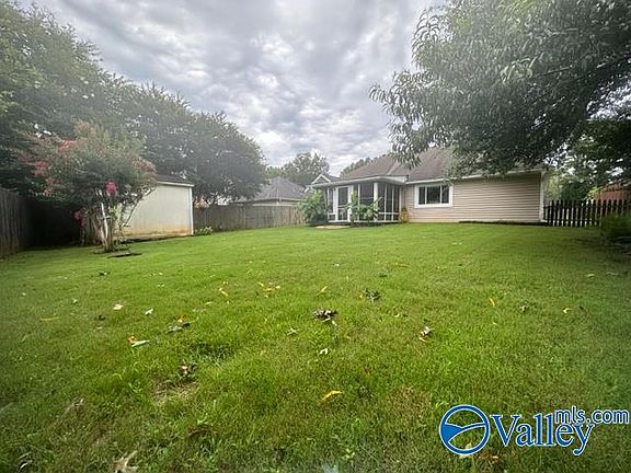 5th image of 216 Cypress Creek Dr