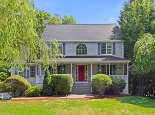 8 Whineys Way, Attleboro, MA 02703