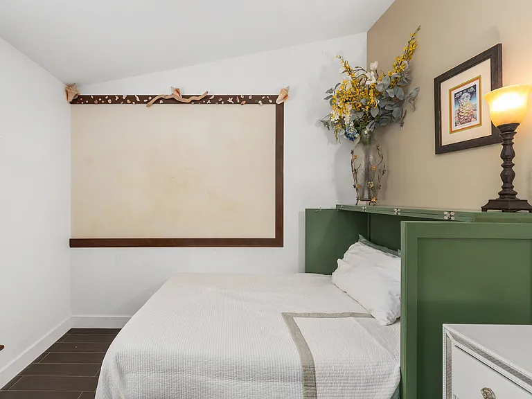 142 W Avenida Cadiz — Photo 21
