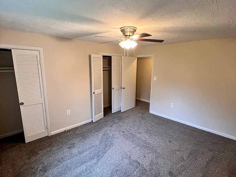 Summit Hills — Photo 111