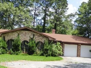 1095 Celtic Ct, Stone Mountain, GA 30083