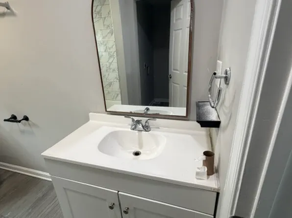 1061 Amelia St, Petersburg, VA 23803