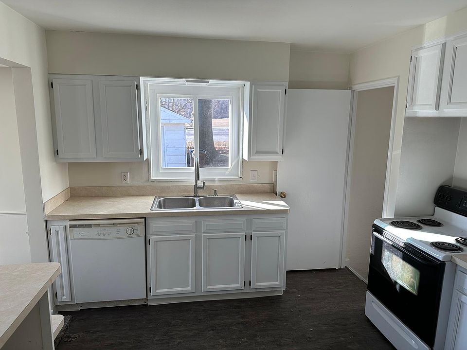 1st image of 2313 Brookdale Ave