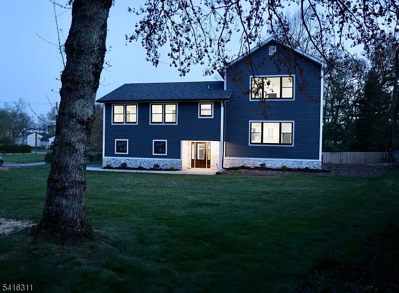1st image of 3 Cambridge Rd