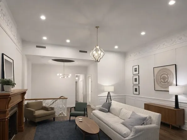 11 W 74th St #1, New York, NY 10023