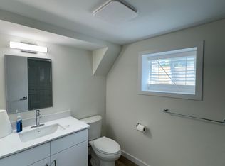 1332 Brisbane Ave, Coquitlam, BC V3J 5L4
